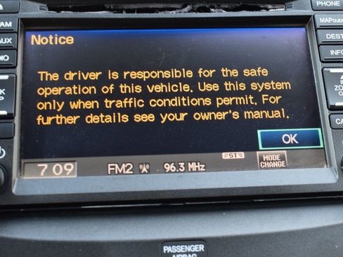 Used 2013 Honda Fit Sport image 29