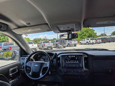 Used 2018 Chevrolet Silverado 1500 LTZ Z71 w/ Centennial Edition AWD/4WD image 21