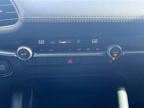 Used 2025 MAZDA MAZDA3 s image 15