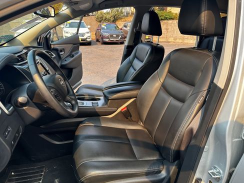 Used 2023 Nissan Murano SV image 7