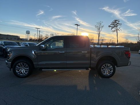 New 2025 Ford F150 XLT w/ Equipment Group 303A High image 7