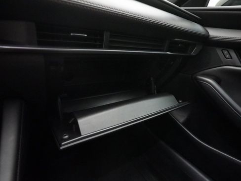 Used 2024 MAZDA MAZDA3 s image 30