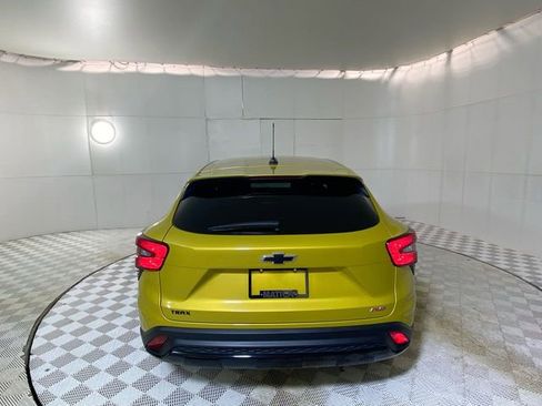 Used 2024 Chevrolet Trax RS w/ Driver Confidence Package image 18