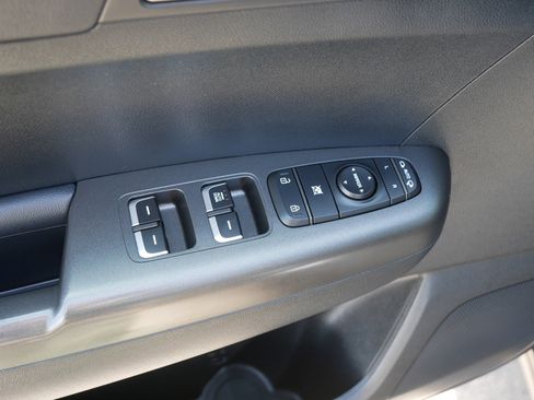 Certified 2022 Kia Sportage LX w/ LX AWD Value Edition Package image 19