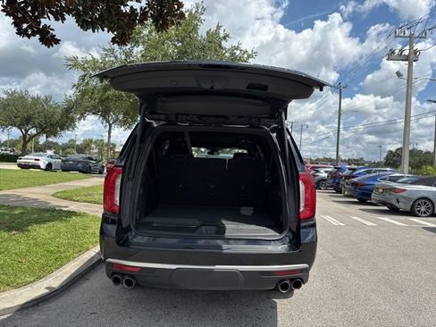 Used 2023 GMC Yukon XL Denali AWD/4WD image 19