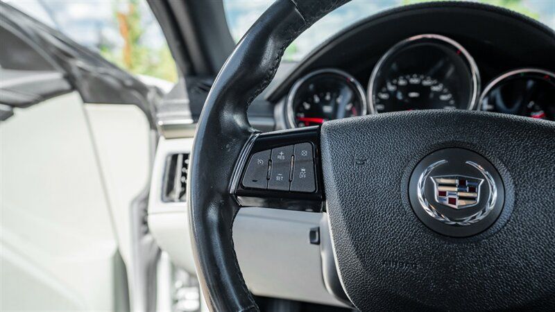 Used 2013 Cadillac CTS V RWD image 28