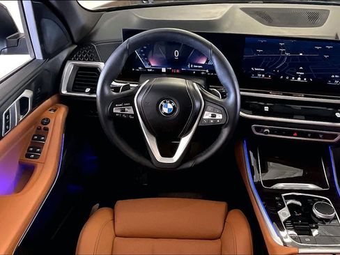 Certified 2024 BMW X5 sDrive40i w/ Parking Assistance Package image 5