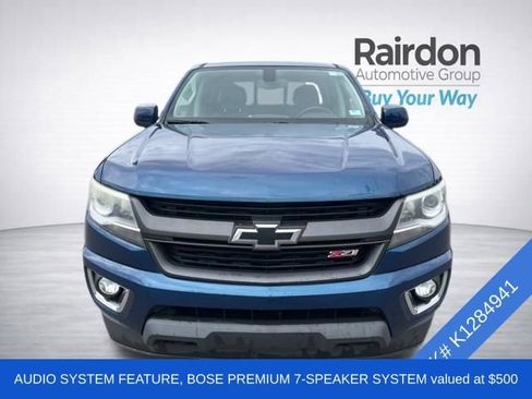 Used 2019 Chevrolet Colorado Z71 AWD/4WD image 2