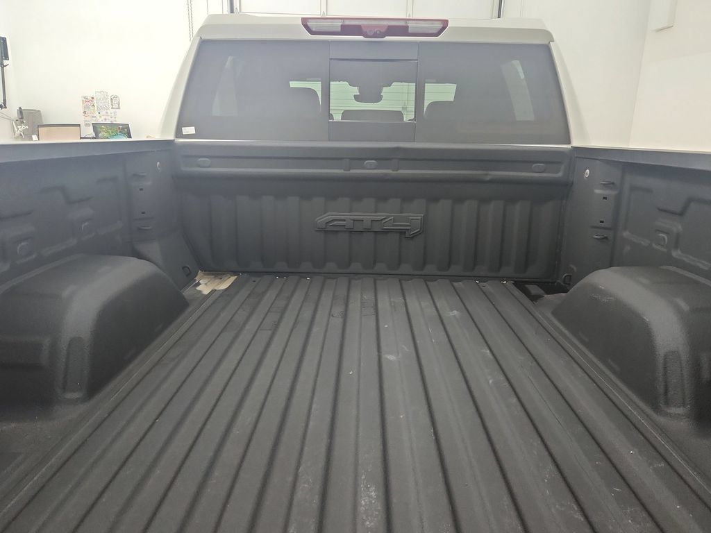 Used 2024 GMC Sierra 1500 AT4 w/ Technology Package AWD/4WD image 35