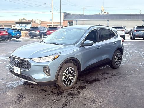 New 2026 Ford Escape SE FWD image 10