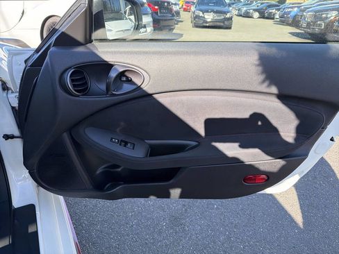 Used 2017 Nissan 370Z NISMO RWD image 21