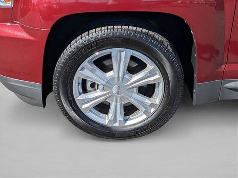 Used 2017 GMC Terrain SLT w/ Open Road Package image 15