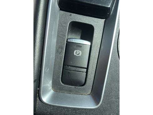 Used 2022 Nissan Altima 2.5 SR AWD/4WD image 14