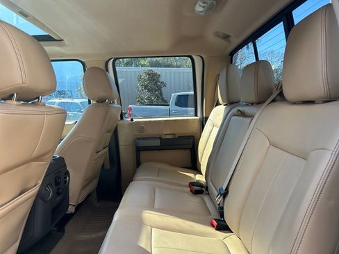 Used 2015 Ford F250 Lariat w/ Lariat Ultimate Package image 12