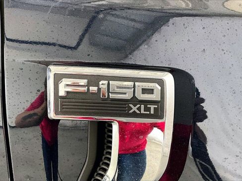 Used 2022 Ford F150 XLT w/ Equipment Group 302A High image 9