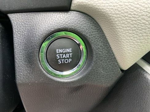 Used 2025 Toyota RAV4 XLE w/ Convenience Package image 22