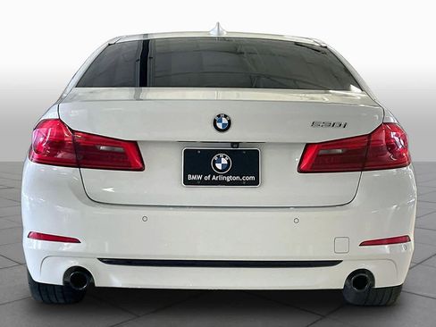 Used 2019 BMW 530i w/ Convenience Package RWD image 4