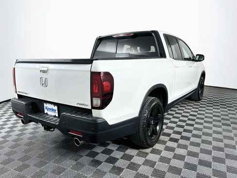 Used 2023 Honda Ridgeline Black Edition image 7