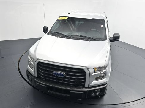 Used 2017 Ford F150 XLT w/ Equipment Group 302A Luxury AWD/4WD image 22