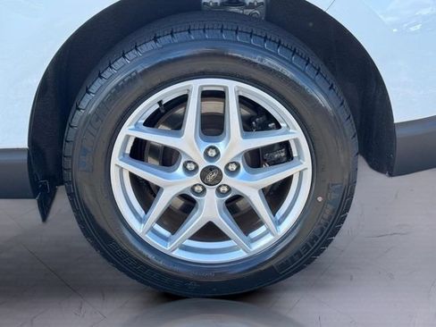 Used 2024 Ford Edge SEL AWD/4WD image 7