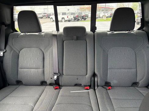 Used 2021 RAM 1500 Big Horn AWD/4WD image 6