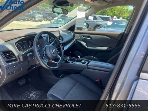 Used 2023 Nissan Rogue SV AWD/4WD image 7