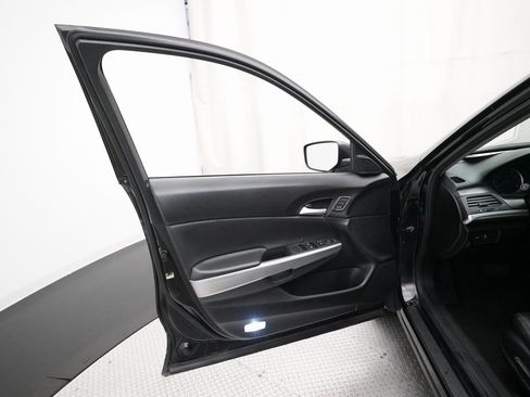 Used 2014 Honda Crosstour EX-L image 28