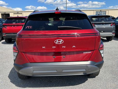 Certified 2024 Hyundai Kona Limited AWD/4WD image 4