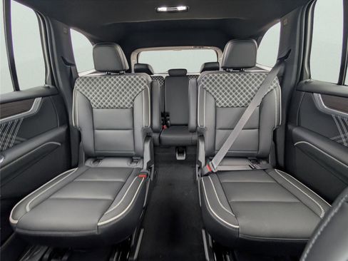 New 2026 GMC Acadia Denali w/ Super Cruise Package FWD image 27