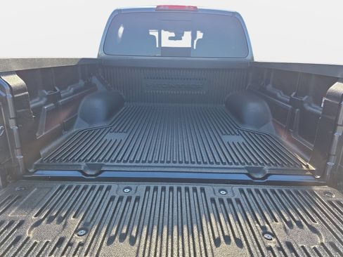 New 2026 Nissan Frontier PRO-4X w/ Tow Package AWD/4WD image 12