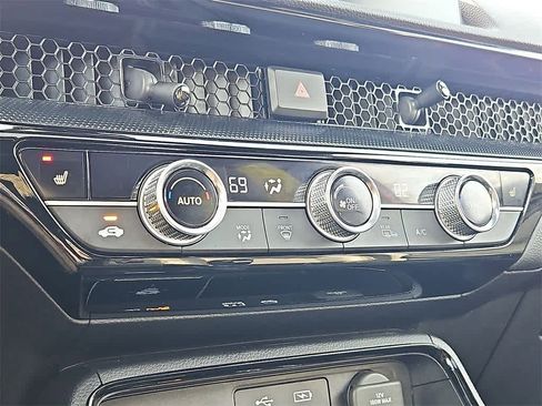 Used 2024 Honda CR-V Sport Touring image 15