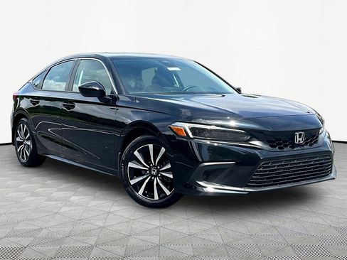Used 2024 Honda Civic EX-L image 3
