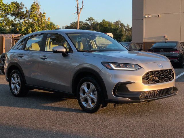 Used 2024 Honda HR-V LX image 3