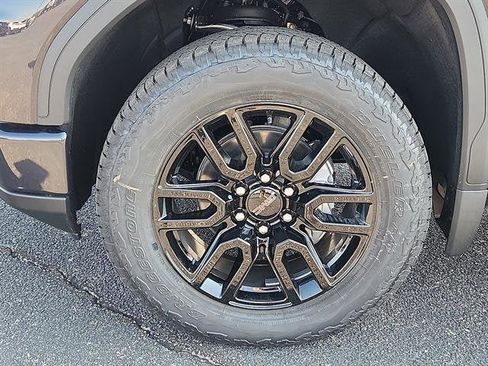 New 2026 GMC Sierra 1500 Elevation image 8