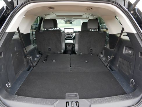 Used 2026 Ford Explorer Active w/ Active Comfort Package AWD/4WD image 18