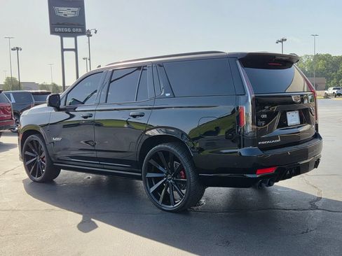 Used 2023 Cadillac Escalade V w/ Heavy-Duty Trailer Package AWD/4WD image 3