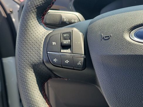Used 2025 Ford Escape ST-Line Select AWD/4WD image 22