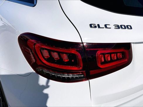 Used 2022 Mercedes-Benz GLC 300 4MATIC image 34