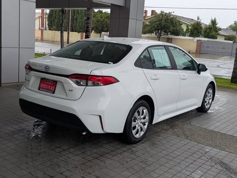 Used 2024 Toyota Corolla LE image 8