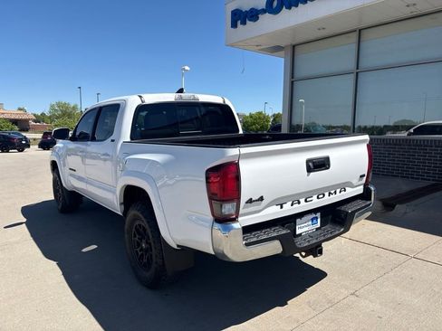Used 2019 Toyota Tacoma SR5 AWD/4WD image 7