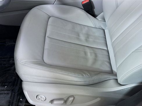 Certified 2023 Audi Q5 2.0T Premium Plus w/ Premium Plus Package image 13