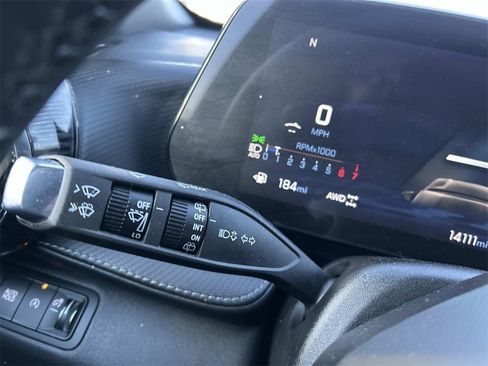 Used 2025 Chevrolet Equinox LT image 23