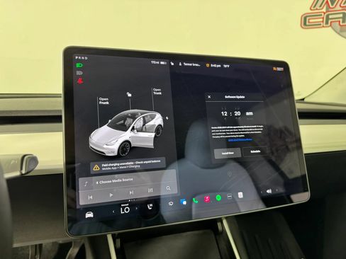 Used 2020 Tesla Model Y Long Range AWD/4WD image 20