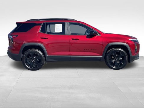 New 2026 Chevrolet Equinox LT w/ Convenience Package II image 2