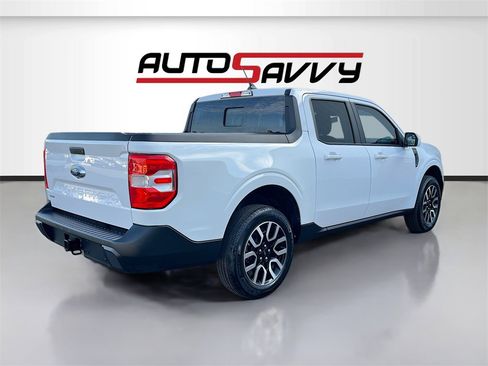 Used 2023 Ford Maverick Lariat image 7