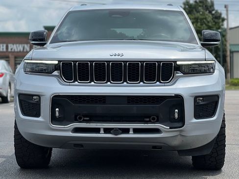 Used 2022 Jeep Grand Cherokee L Overland image 12