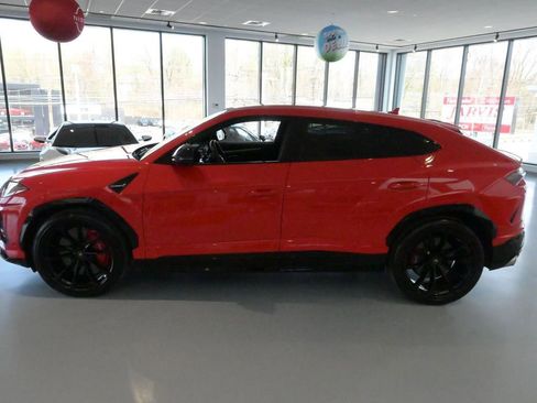 Used 2020 Lamborghini Urus AWD/4WD image 5