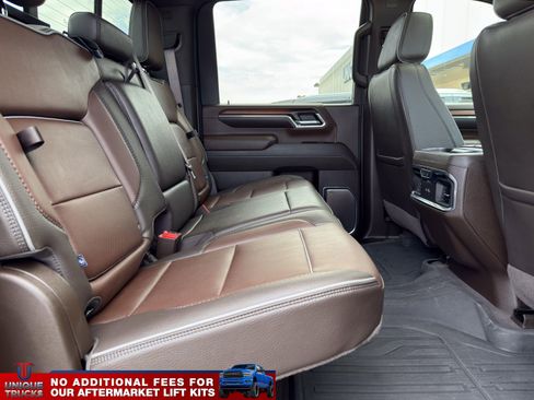 Used 2024 GMC Sierra 2500 Denali w/ Technology Package image 28
