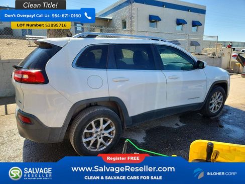 Used 2016 Jeep Cherokee Latitude FWD image 4