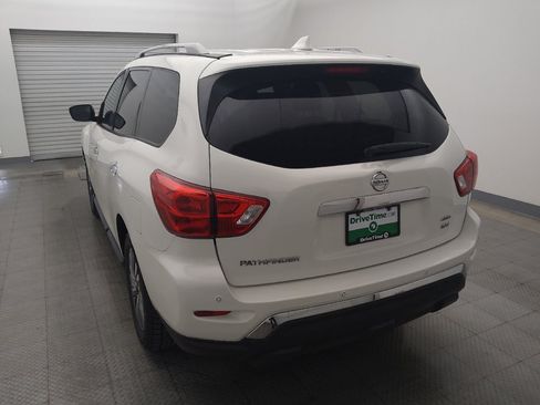 Used 2020 Nissan Pathfinder SV AWD/4WD image 6